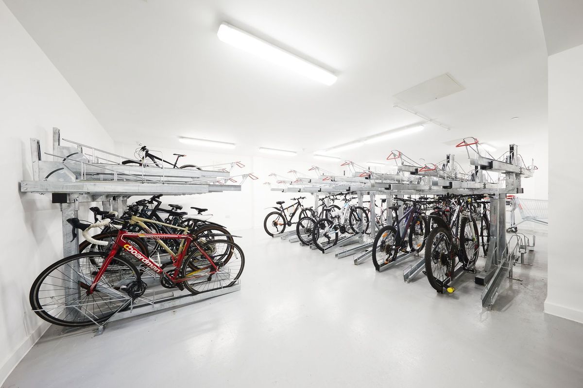 Hall Earlsdon Street - 7