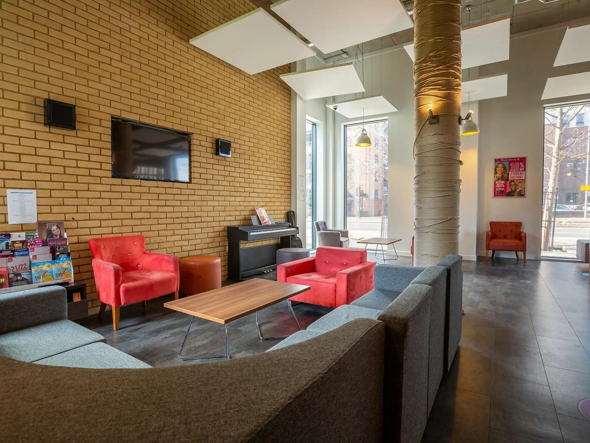 Hall - One Penrhyn Road - 7