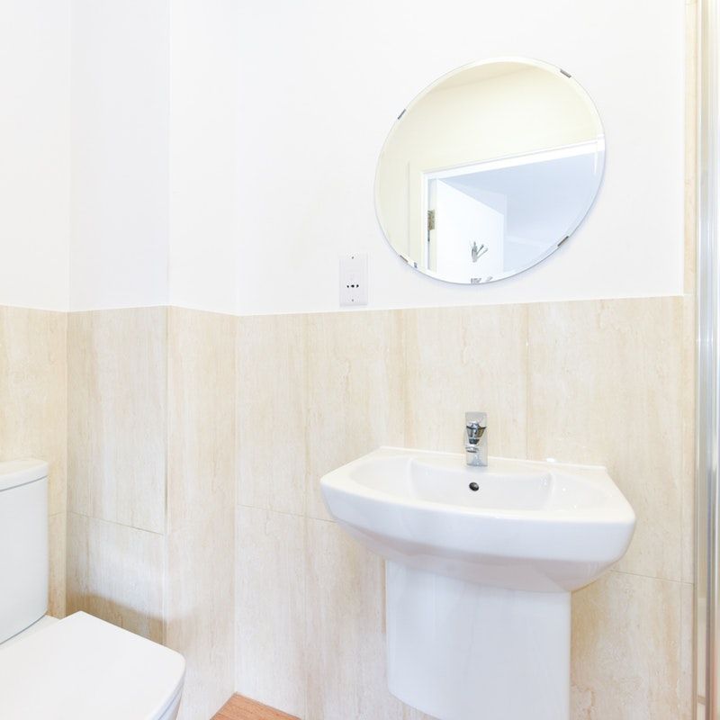 Hall Eastern Boulevard, Leicester - 4