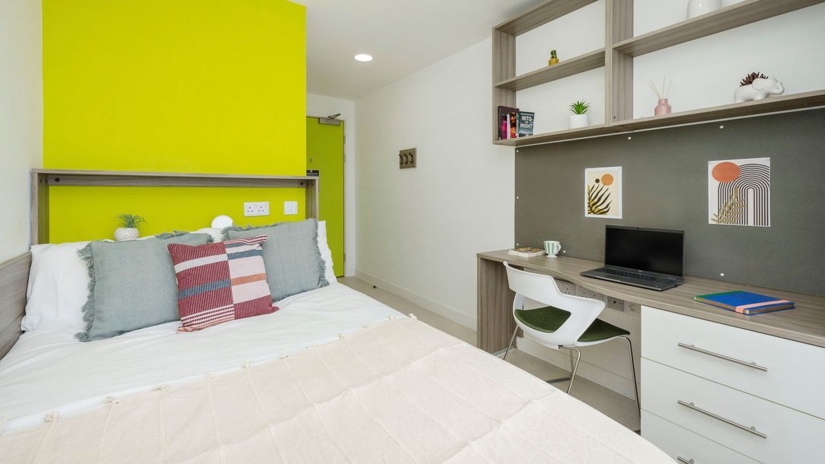 Hall - Foundry Courtyard - 1