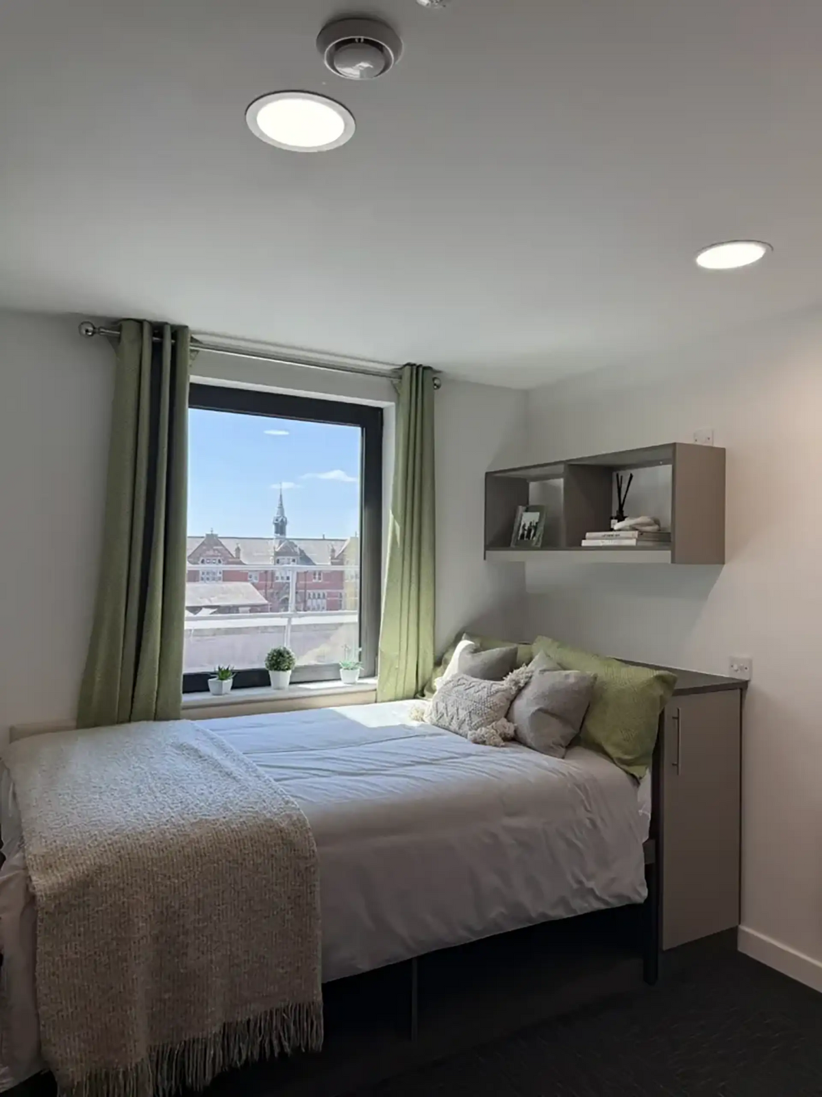 Hall - Friargate Court - 1