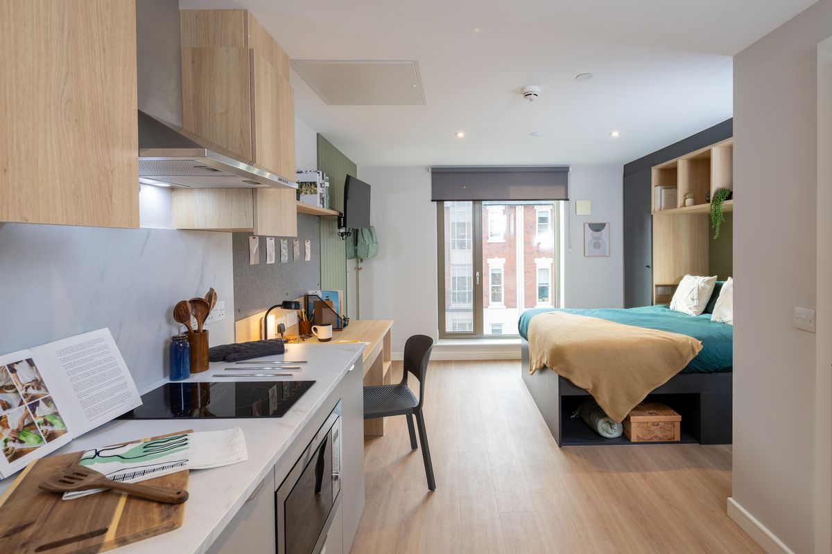 Hall - Fusion Liverpool - 7