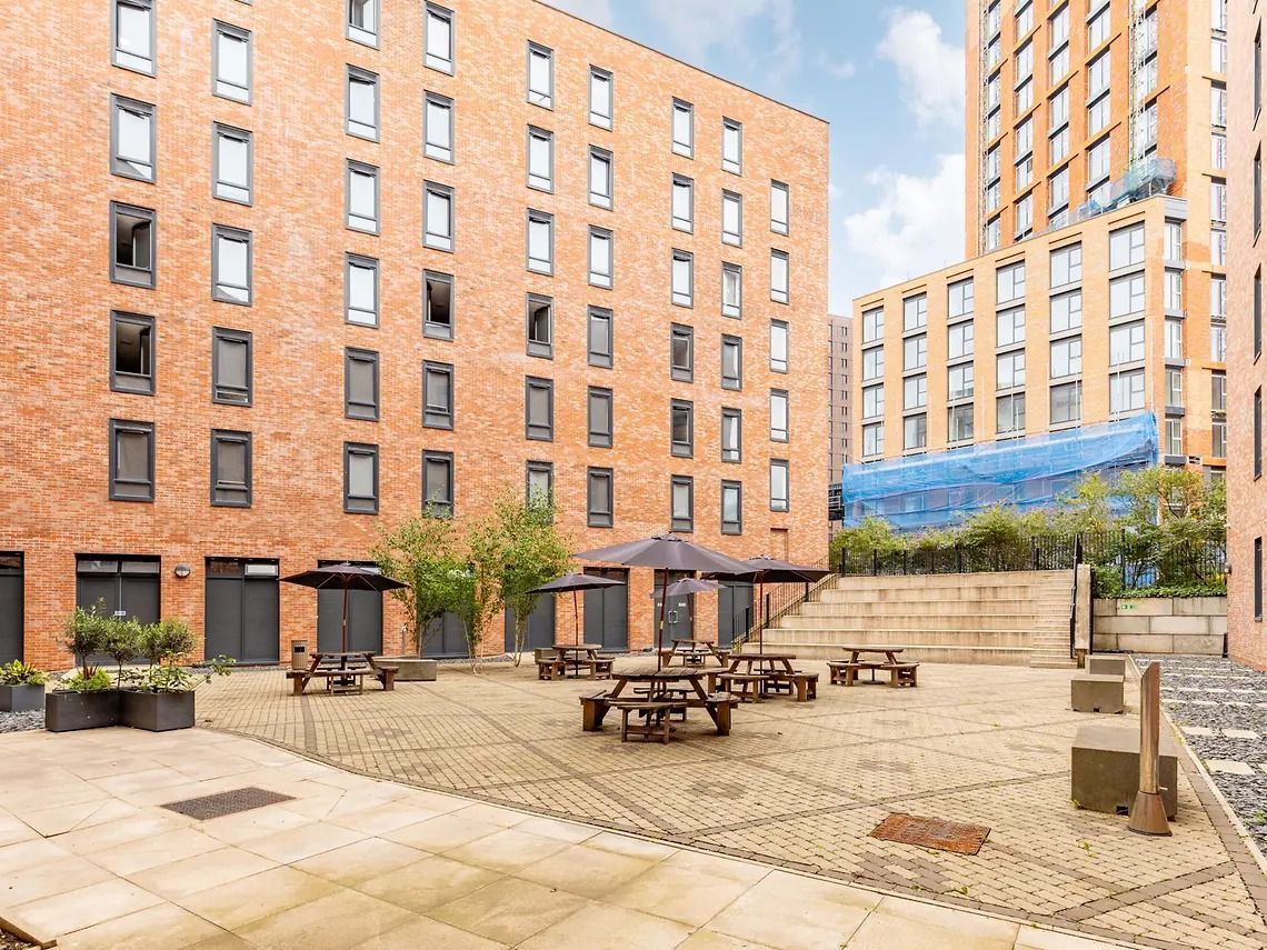 Hall - Globe Works - 6