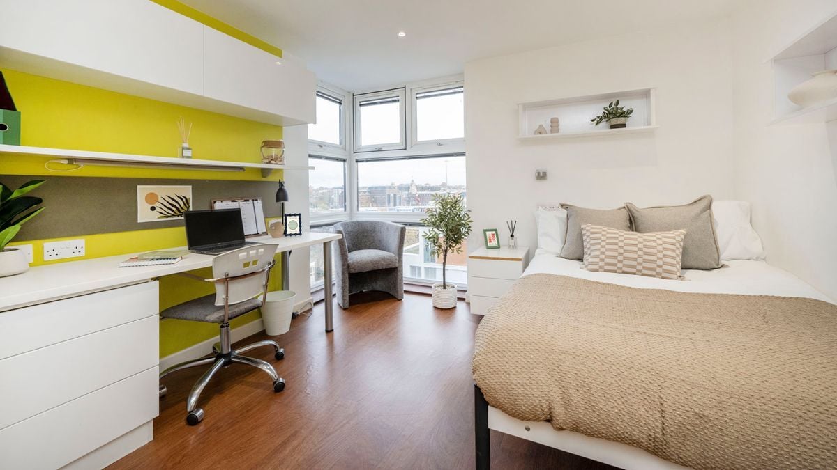 Hall - Griffon Studios - 0