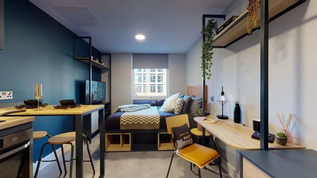 Hall Guilden Village - 5