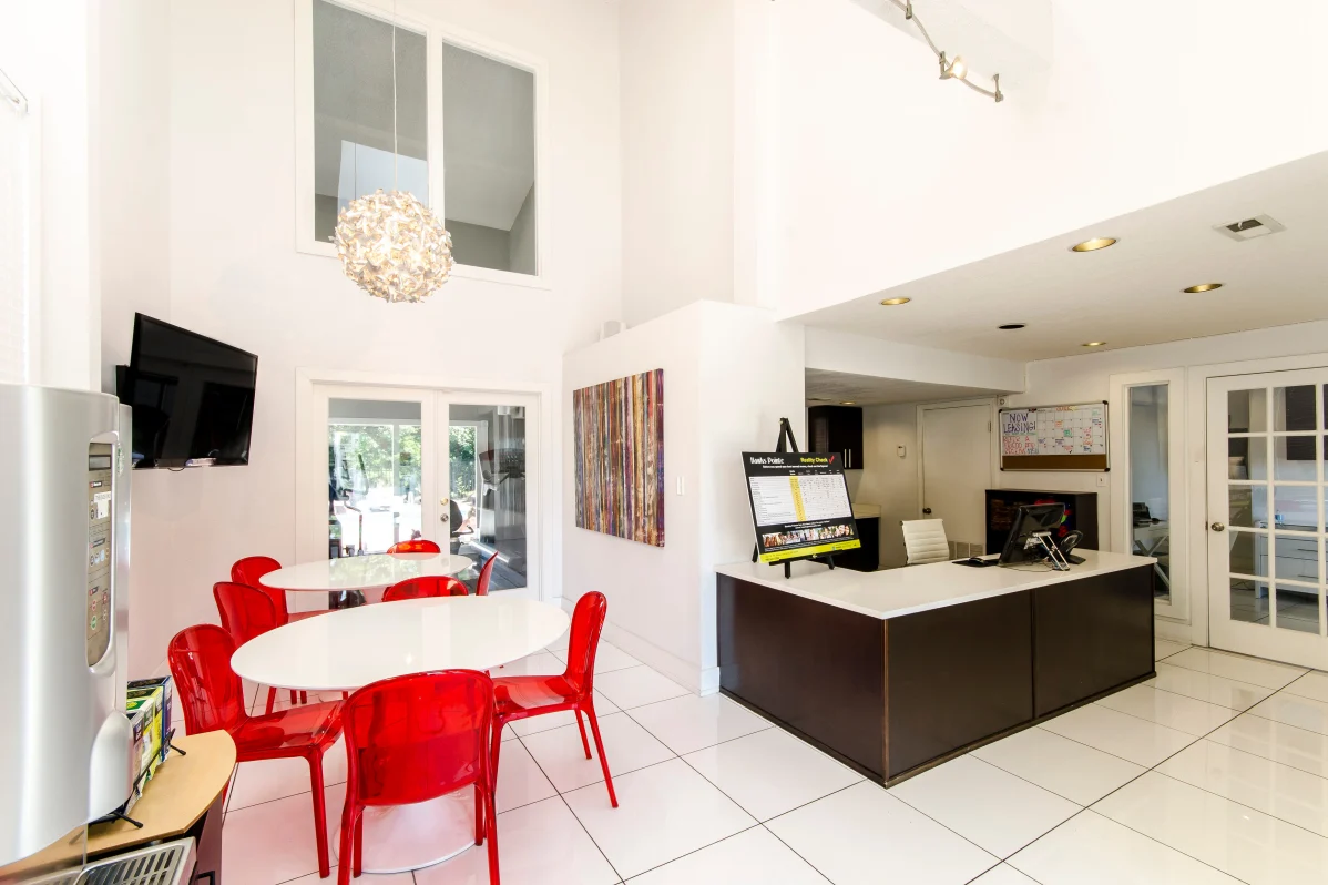 Hall - Hawks Pointe - 8