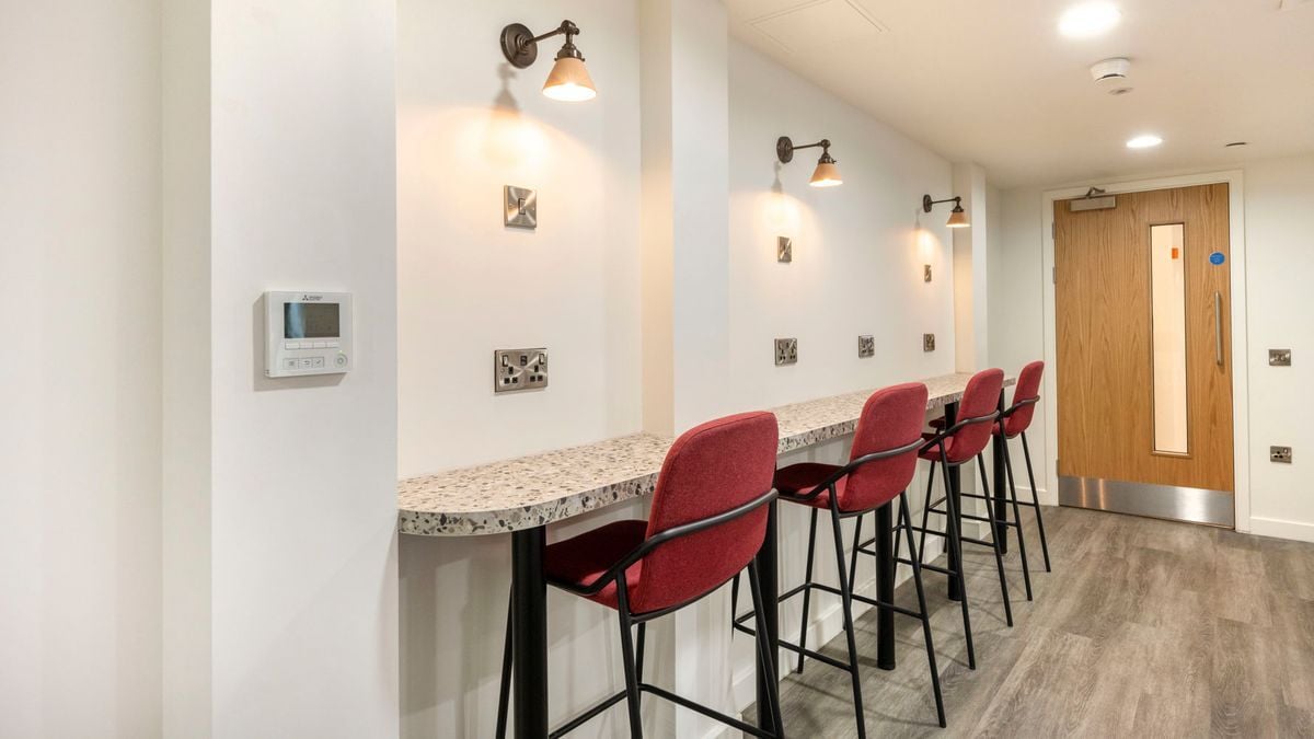 Hall - Headrow Court - 2