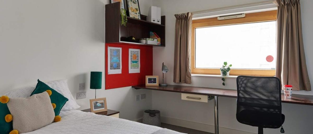 Hall - Heantun Point - 9