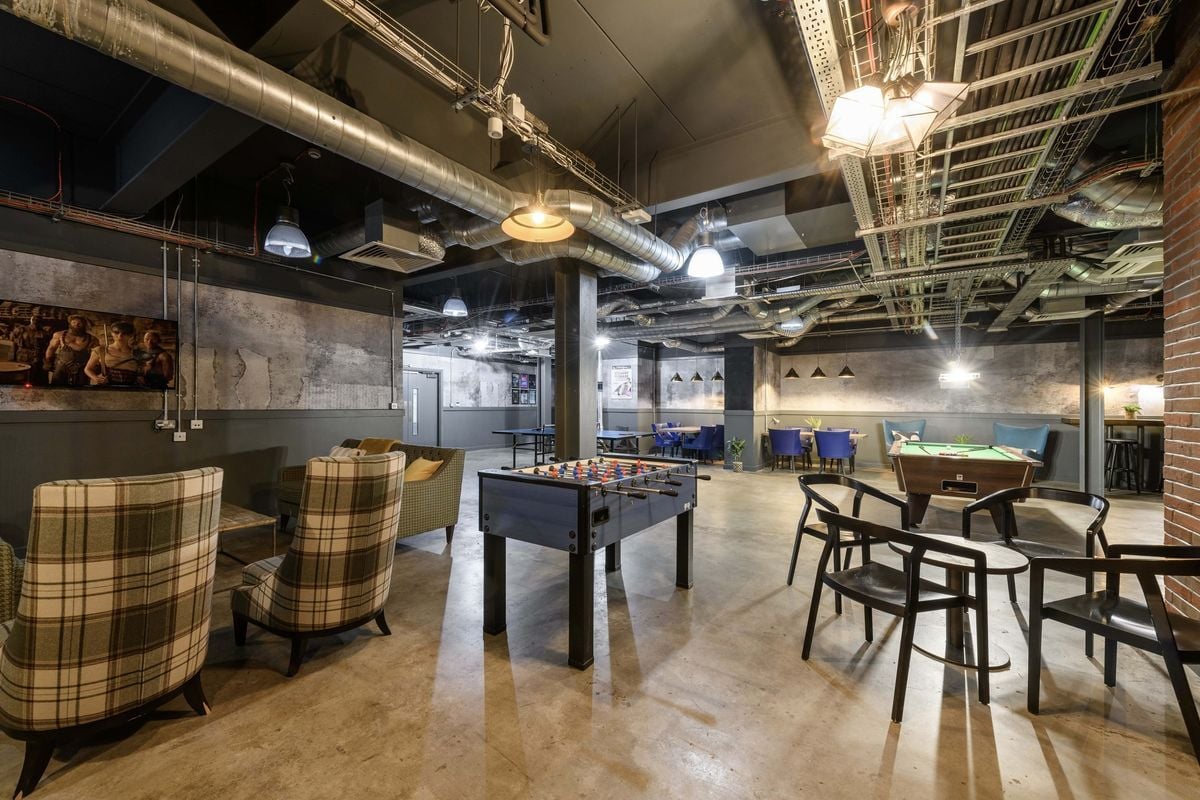 Hall - Hope Street - 9