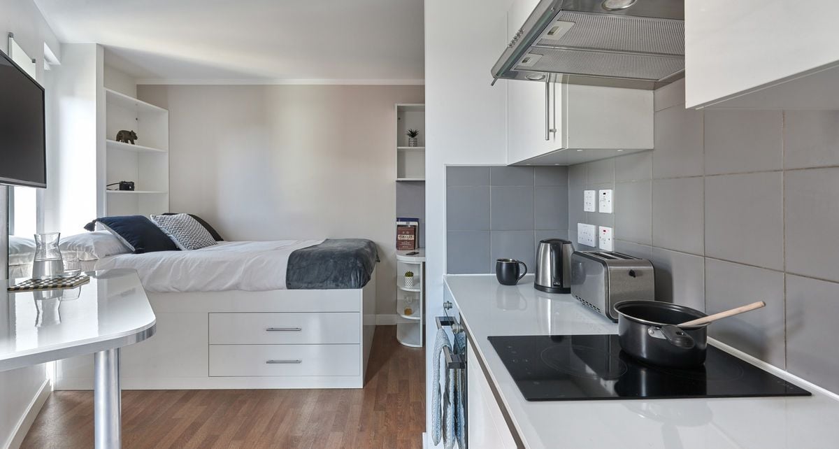 Hall - Hope Street - 2