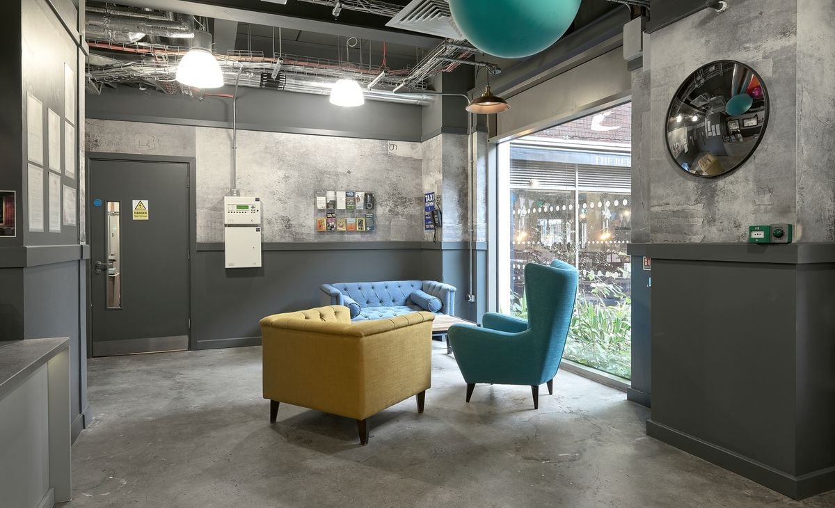 Hall - Hope Street - 6