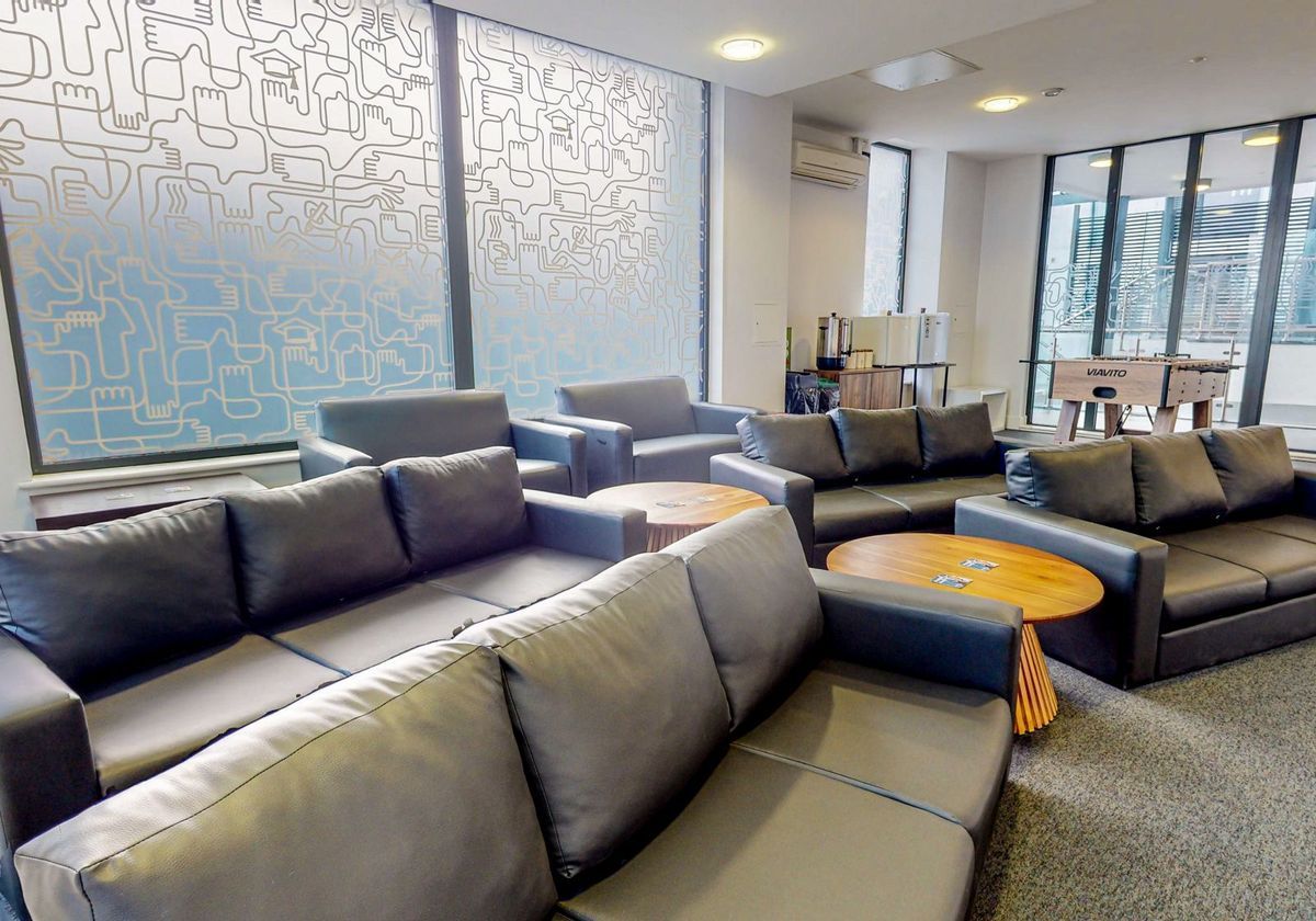 Hall iQ Abacus House - 4