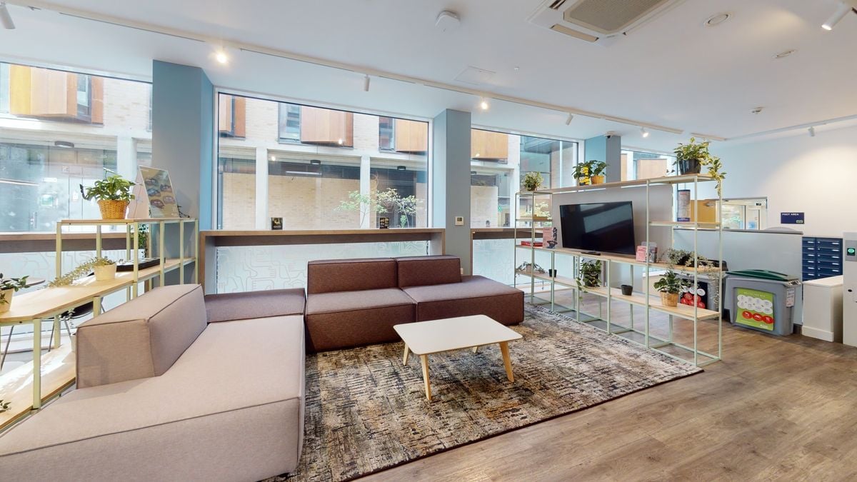 Hall iQ Alice House - 8