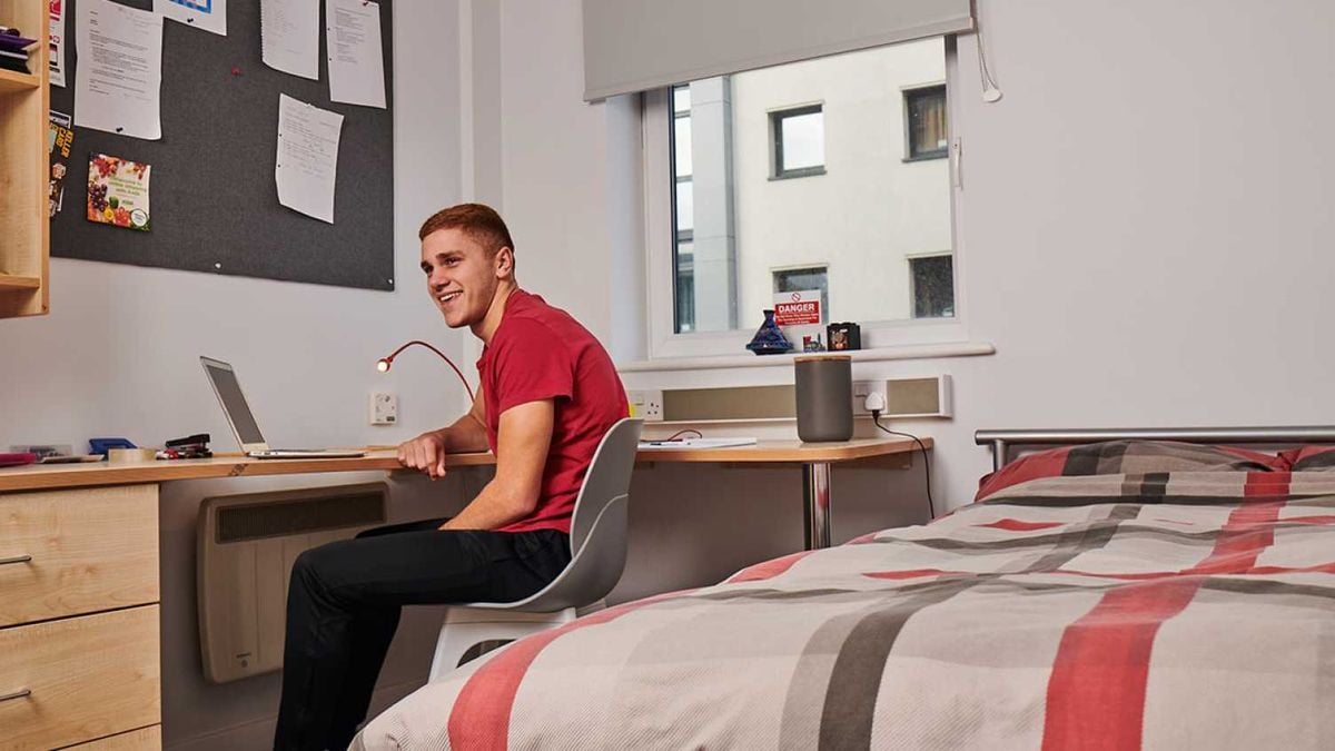 Hall - iQ Allen Court - 0