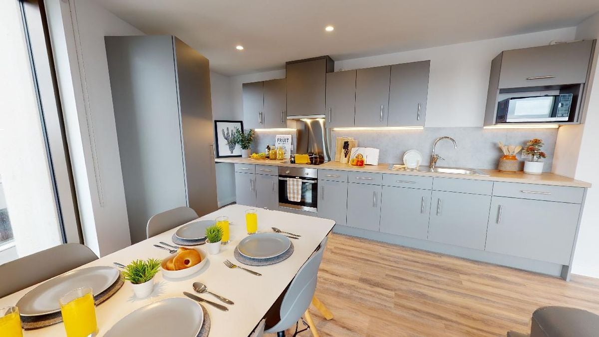 Hall iQ Altus House - 8