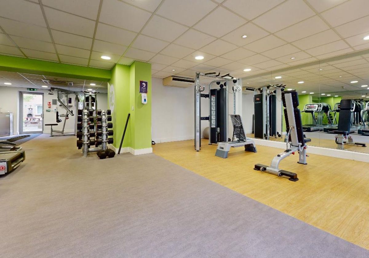 Hall iQ Aspley House - 7