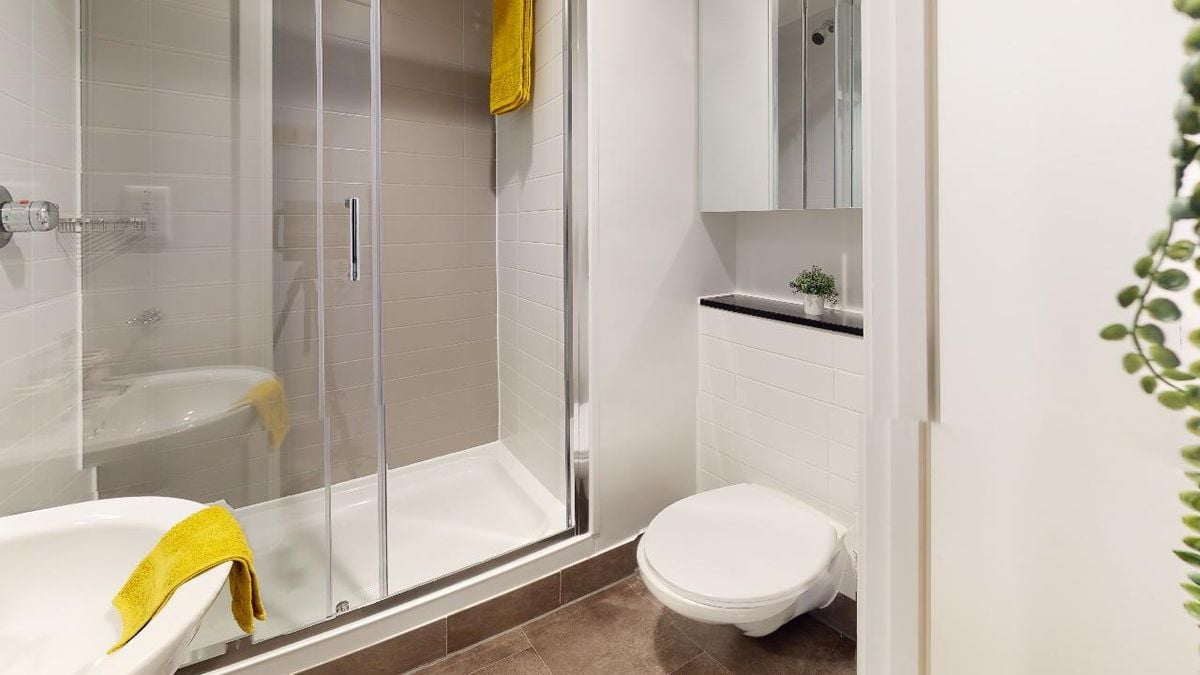 Hall iQ Bankside - 2