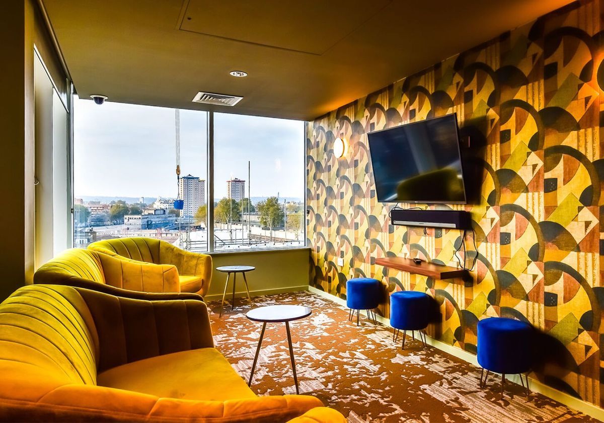 Hall iQ Bloomsbury - 9