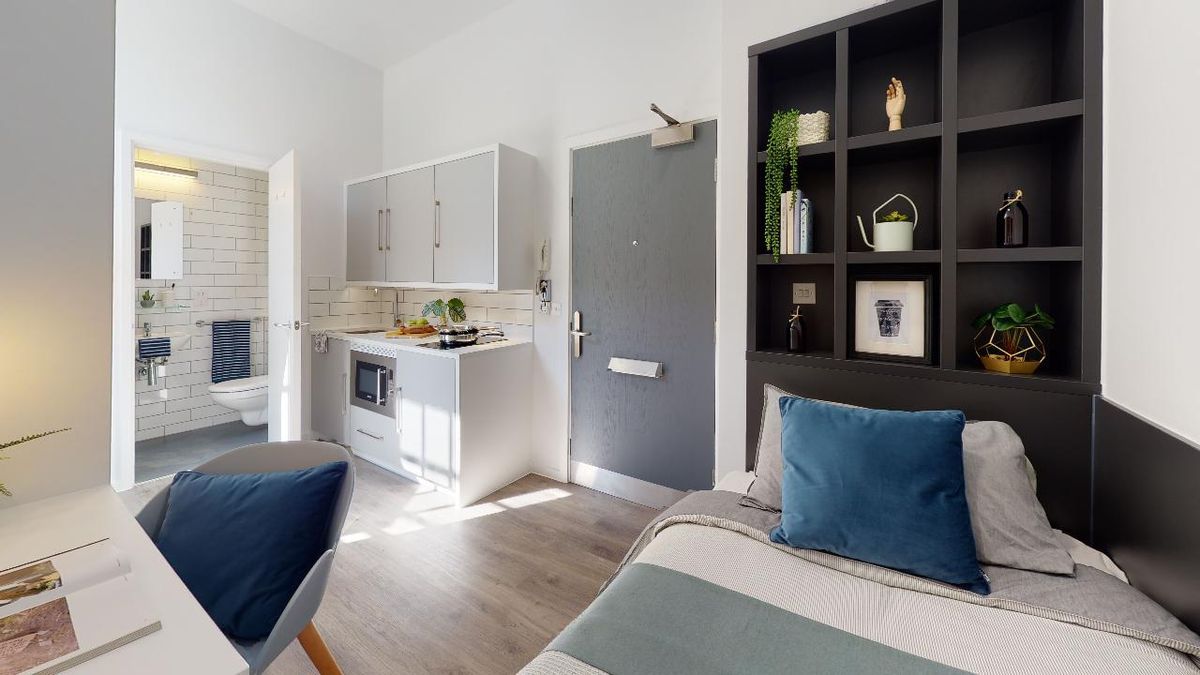 iQ Bloomsbury, Central London Reviews by Students