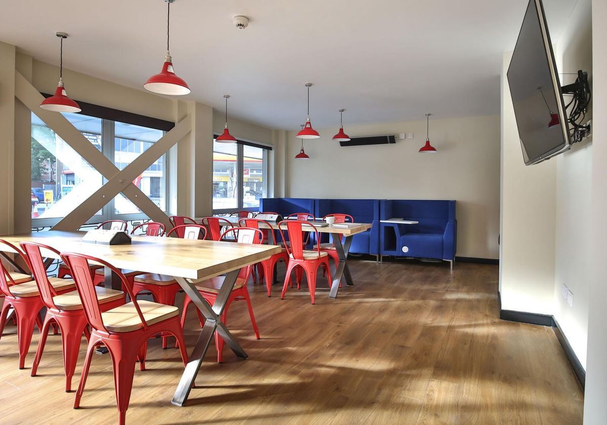 Hall iQ Broderick House - 6