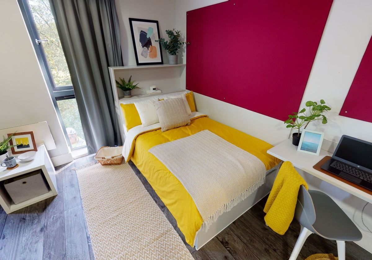 Hall iQ Castings - 5