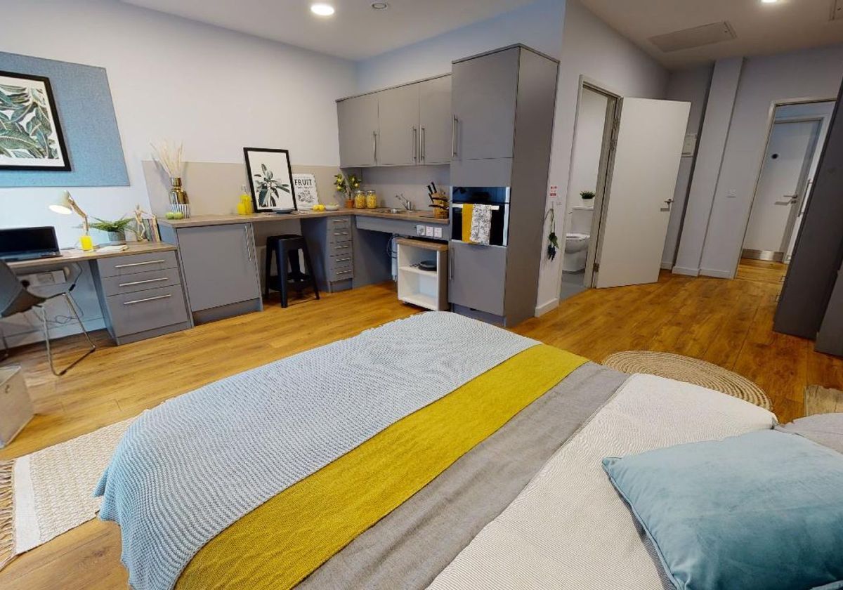 Hall iQ Collingwood - 1