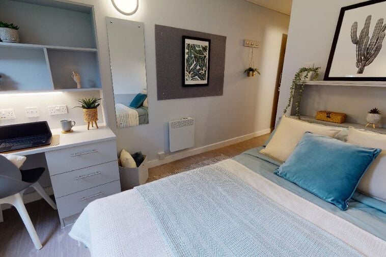 Hall iQ Daisy Bank - 9