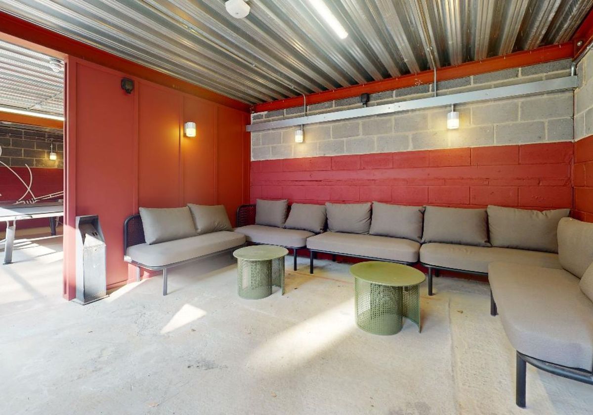 Hall - iQ East Court - 8