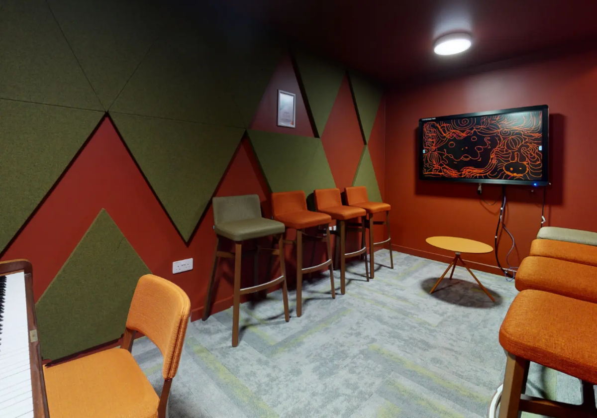 Hall iQ Elgin Place - 6