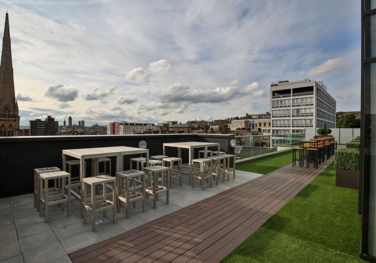 Hall iQ Elgin Place - 4