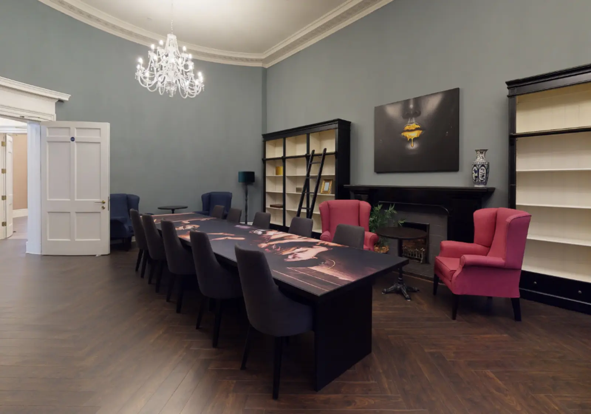 Hall iQ Elliott House - 6