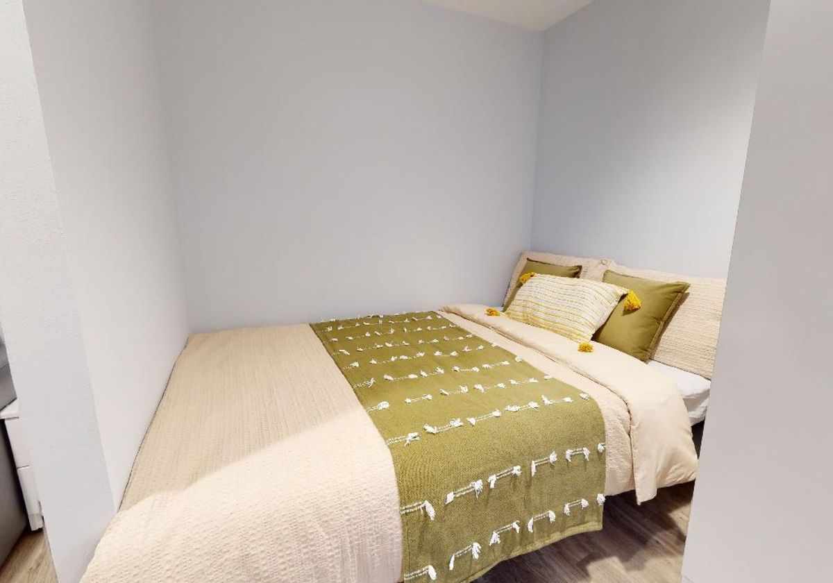 Hall iQ Elliott House - 8