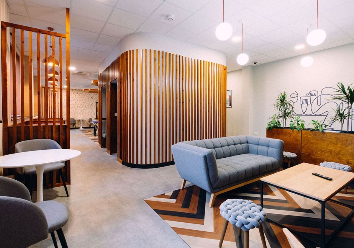 Hall iQ Exchange - 6