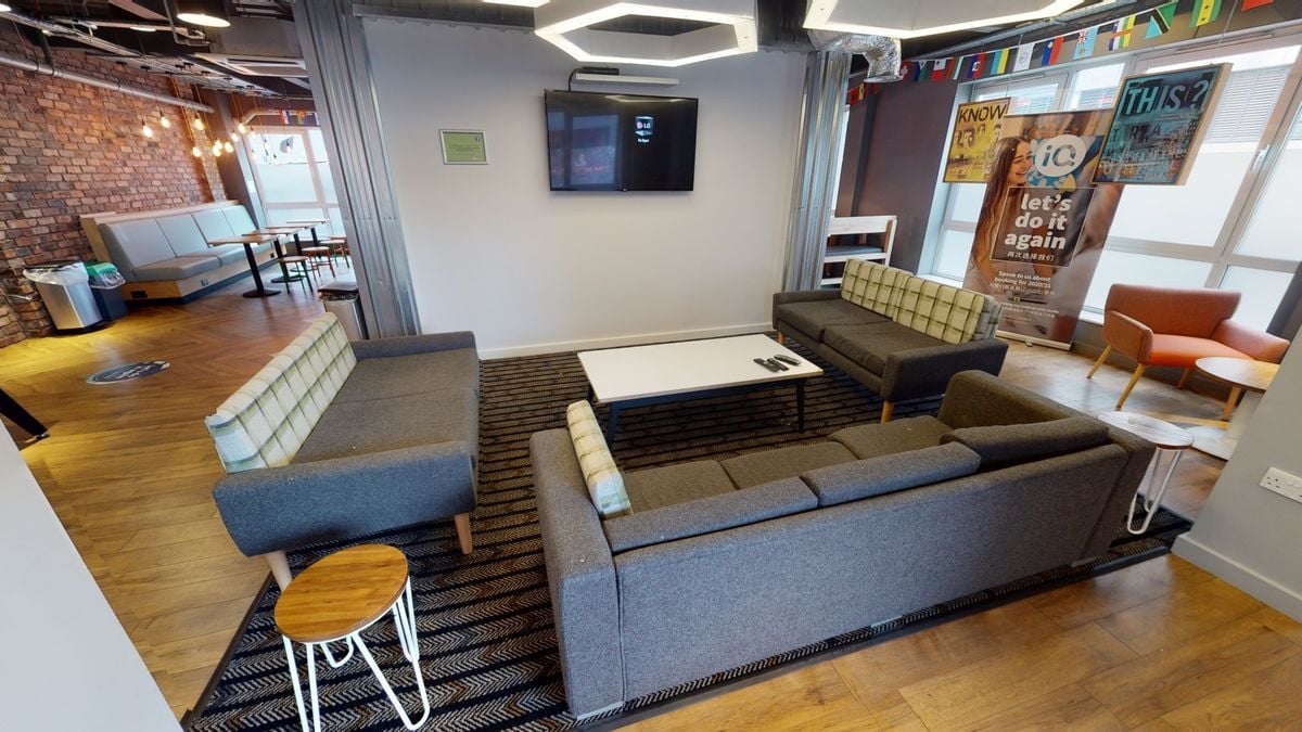 Hall iQ Fenton House - 8