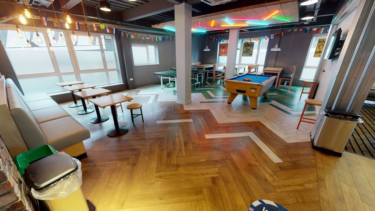 Hall iQ Fenton House - 5