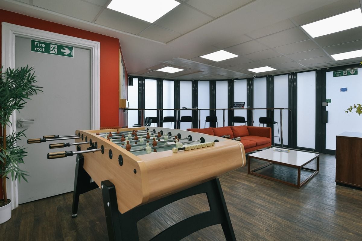 Hall iQ Fiveways House - 1