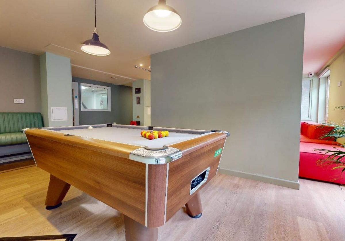 Hall iQ Grosvenor House - 6