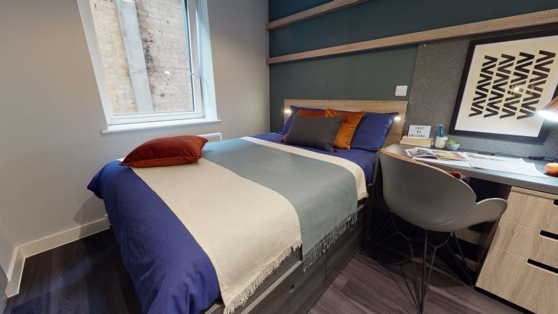 Hall iQ Hammersmith - 5