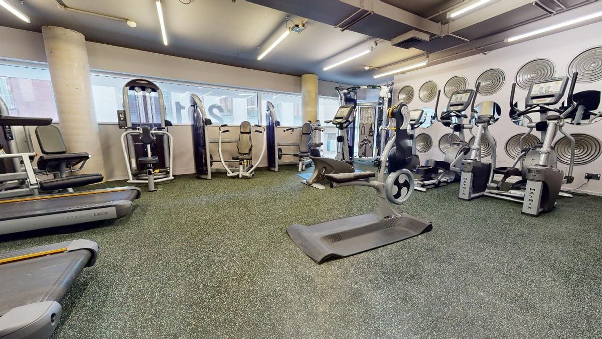 Hall iQ Highbury - 8