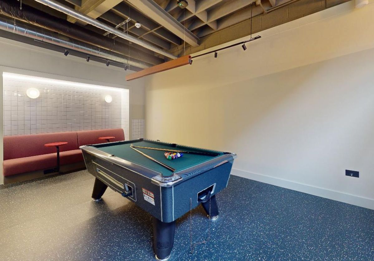 Hall - iQ Hoxton - 3