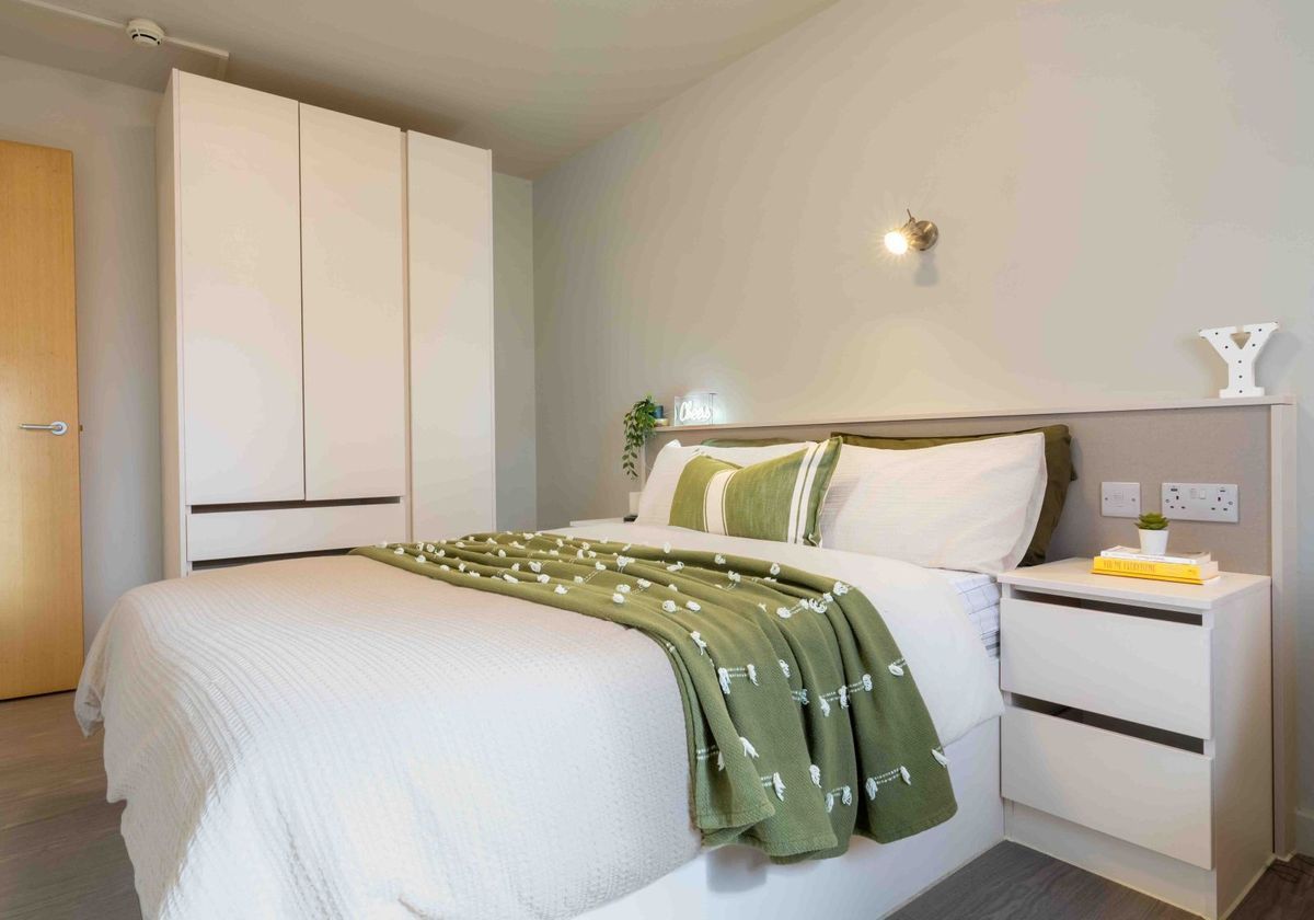 Hall iQ Kerria Apartments - 5