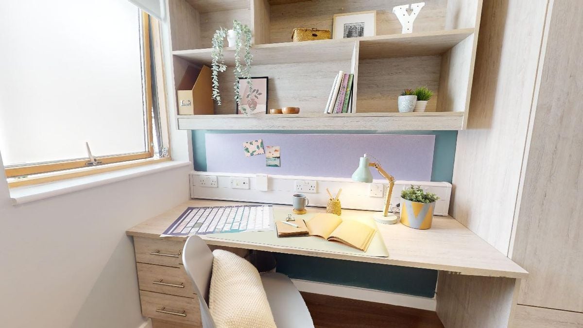 Hall - iQ Kingston - 3