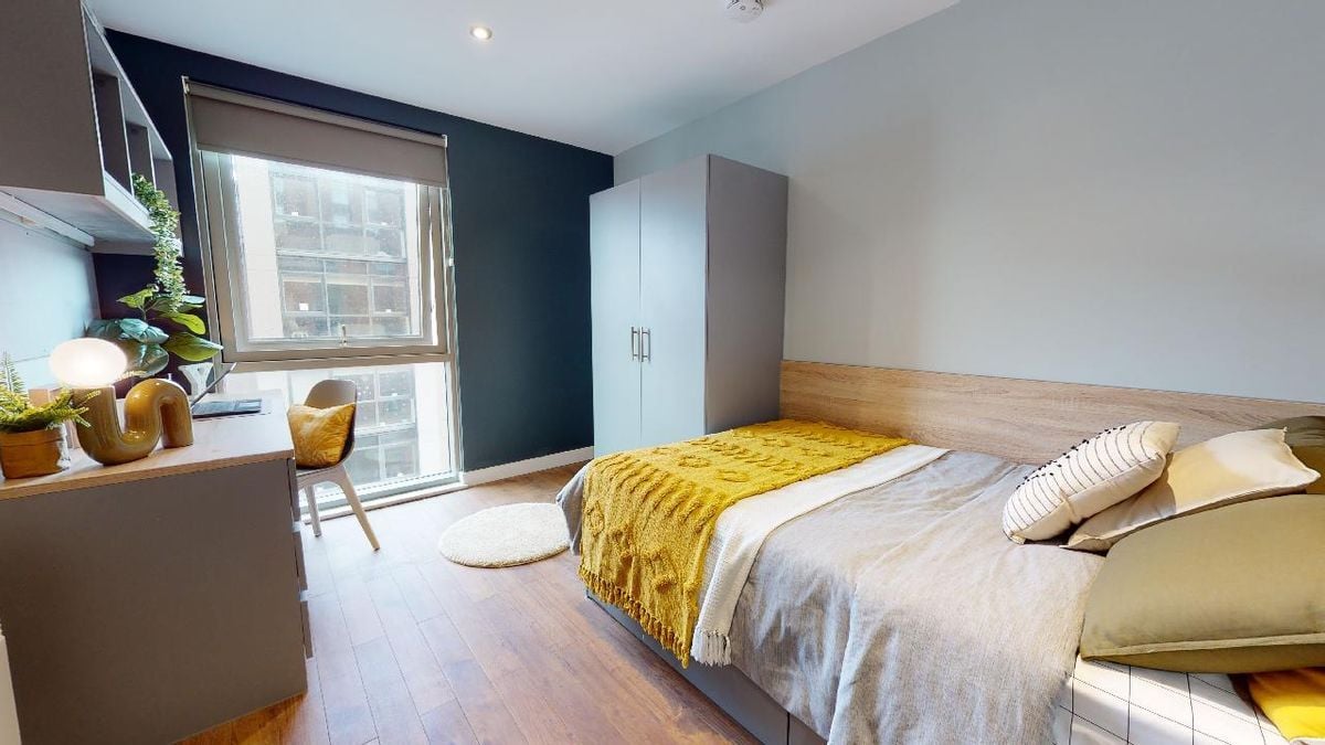 Hall iQ Knight House - 0