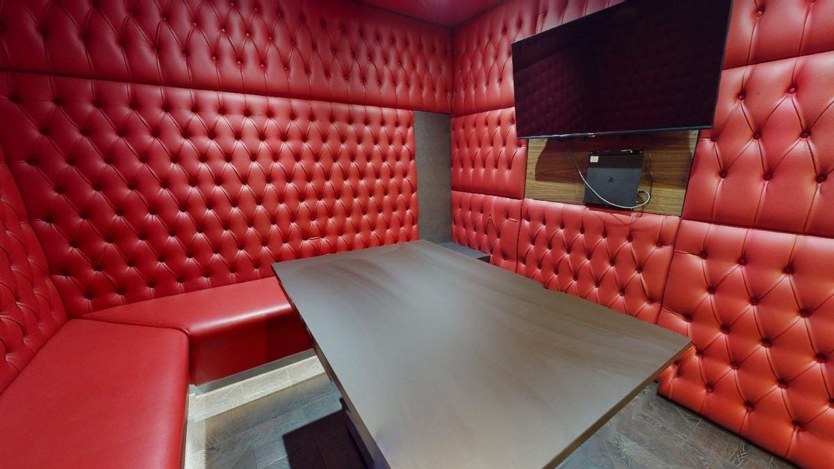 Hall iQ Lambert & Fairfield House - 0