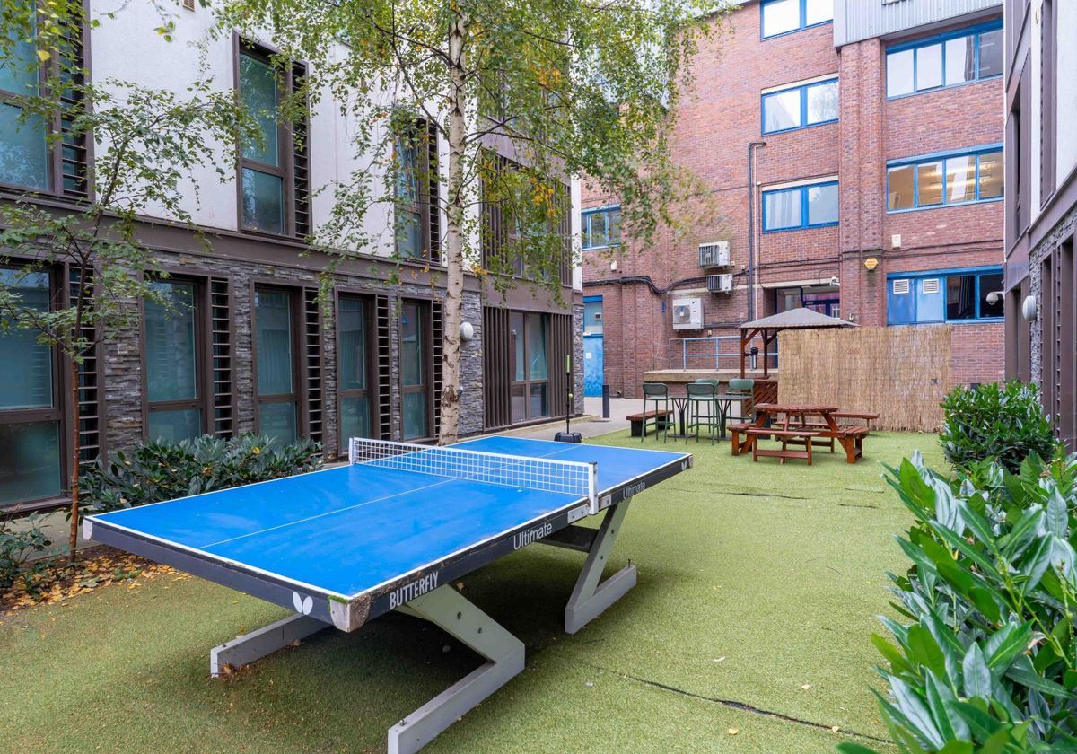 Hall - iQ Magenta House - 7