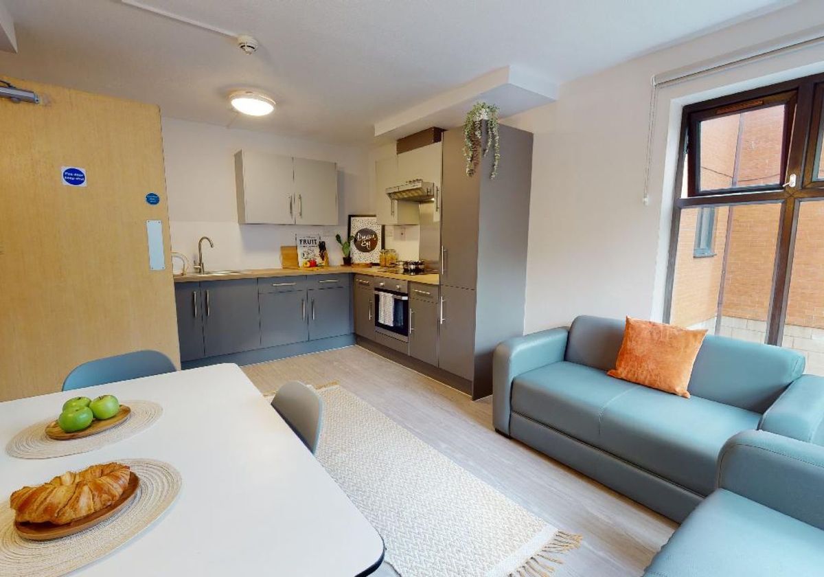 Hall iQ Manchester Gardens - 5