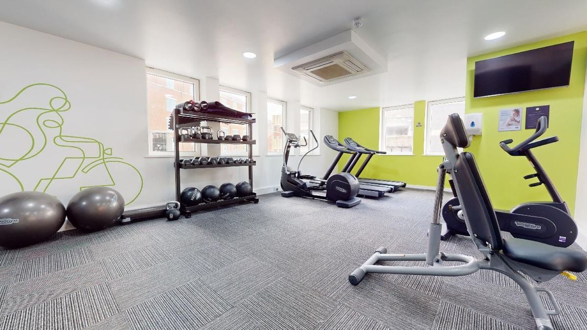 Hall iQ Newland House - 0