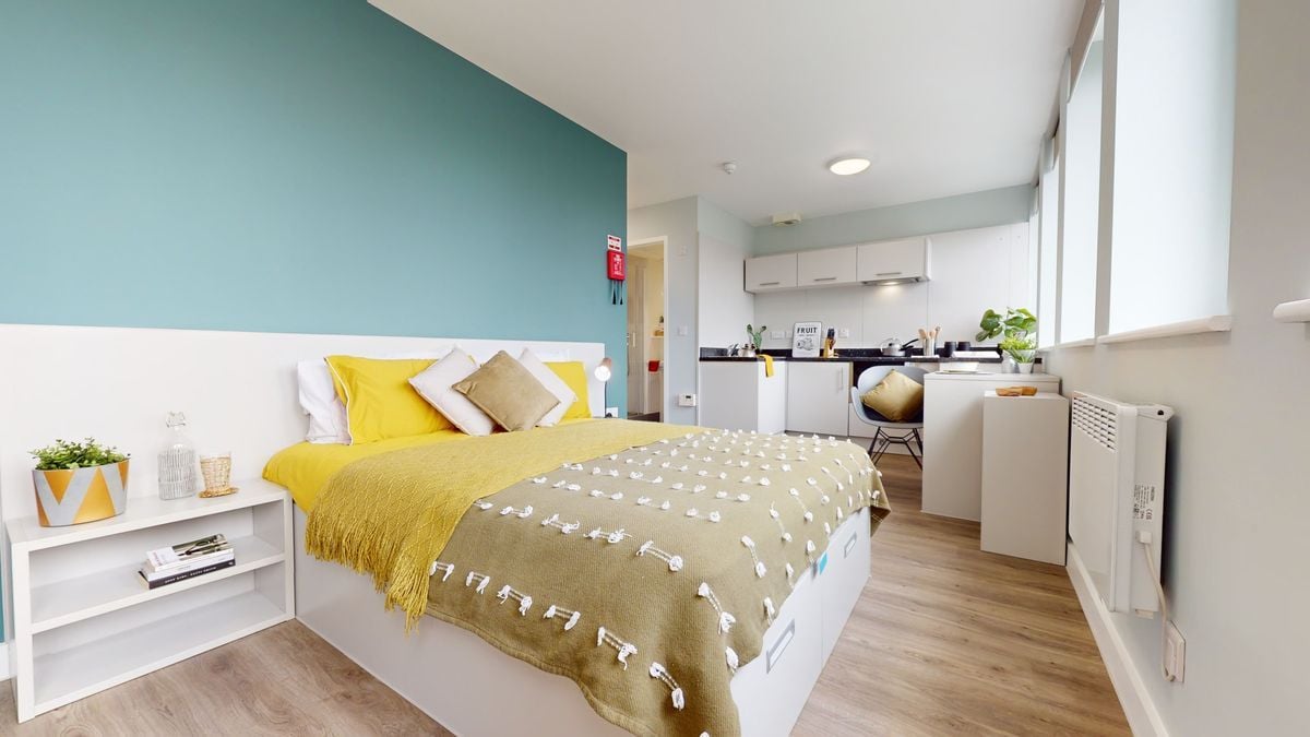 Hall iQ Newtown House - 3