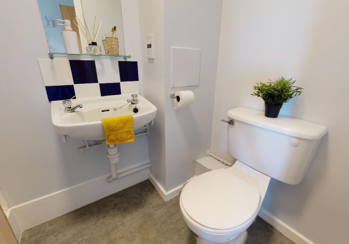 Hall - iQ Opal Court - 1