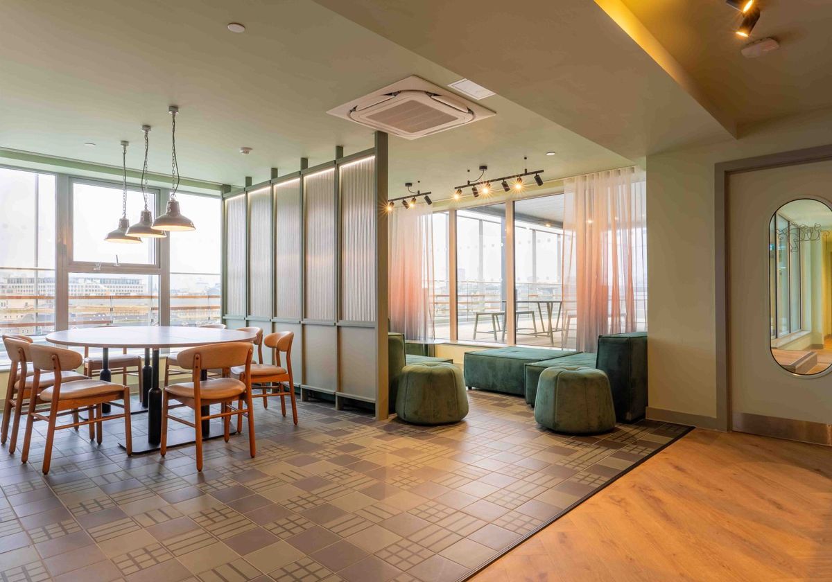 Hall iQ Paris Gardens - 6